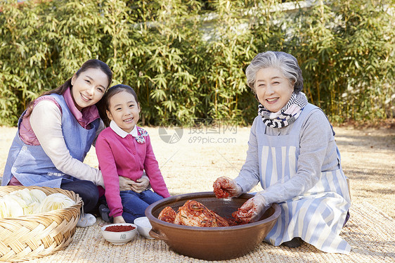 文科硕士非常小长辈奶奶妈妈孙女女儿金人图片