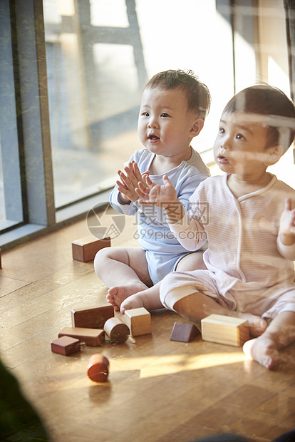 强烈的感情电报漂亮婴儿兄弟朋友韩国人图片