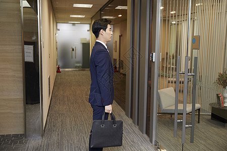 新兵走廊年轻人商人办公室韩国人图片