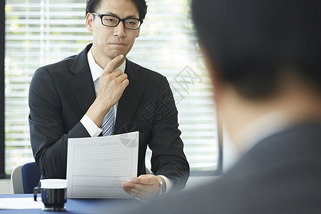 商务面试男士图片