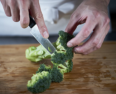 厨师案板】,户内厨师在切菜背景