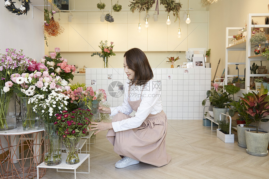成人成年女子神谕花店年轻女子韩国人图片