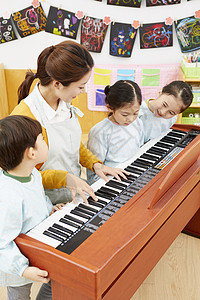 瓦因键盘乐器打破幼儿园孩子老师韩语图片