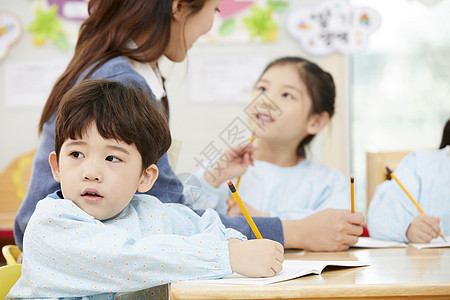 亚洲人轮廓毒蛇幼儿园孩子老师韩语图片