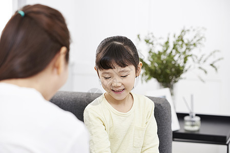 住房生活家庭母亲女儿图片