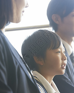 小朋友参加幼儿园入学面试图片