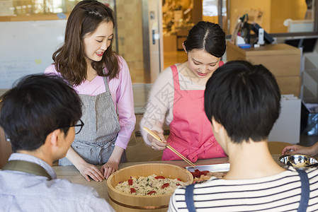 女碟人类烹饪课图片