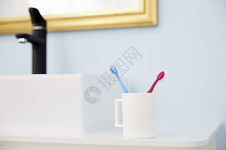 牙刷洗漱用品图片