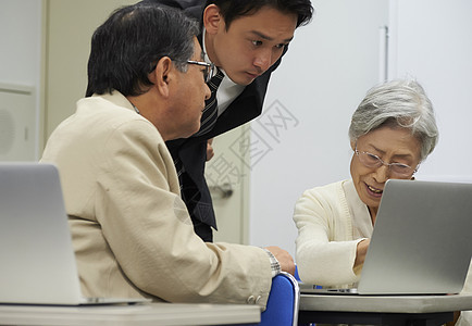 初学者指导请求高级参加讲座图片