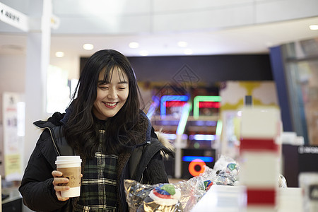 新生代负责人在内生活购物大学生韩国人图片