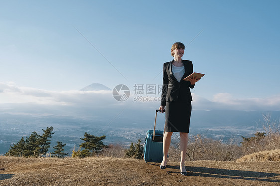 雇员女外国公司女商人外国人商务旅行图片