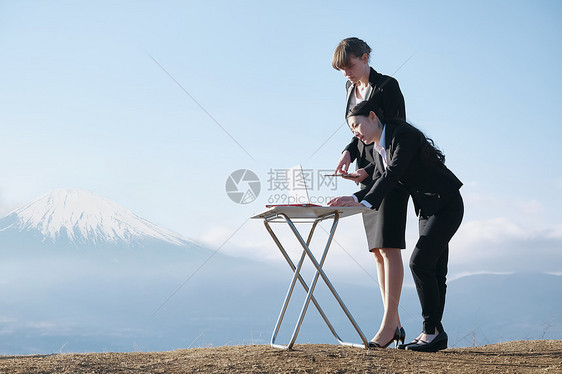 人物肖像职业妇女女商人全球企业fujisan图片