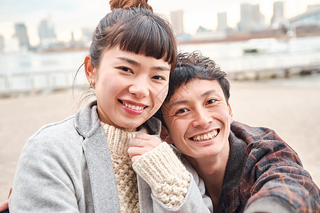 受伤漫步青年轮椅妇女和男子图片