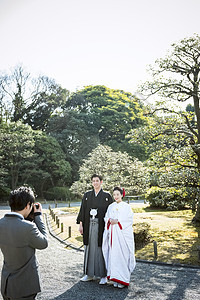 日本服饰情侣写真图片