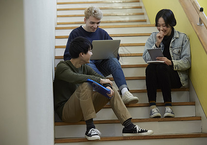 国际学校高中生背景