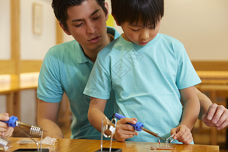 建设电子项目教师吸收儿童工作坊图片