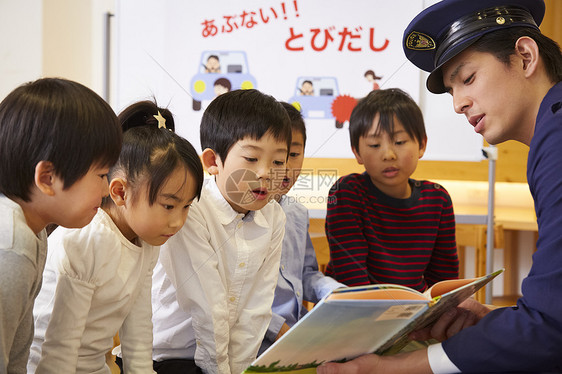研讨会亚洲人幼儿园儿童儿童交通安全指导图片