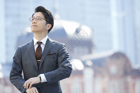 等官方东京站高级胸像精英商人背景