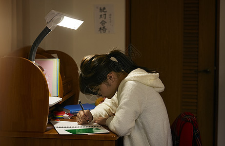 年轻女女士学生学校女孩高中学习图片