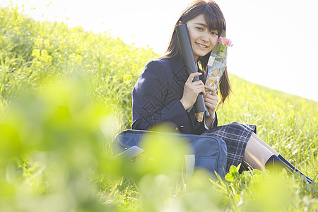 美人年轻的女孩人类女子高中毕业图片