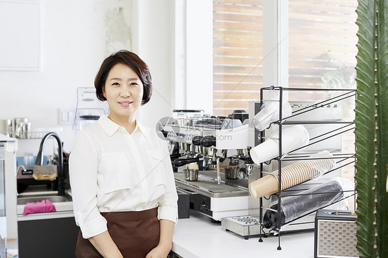 40多岁评价职业的咖啡馆咖啡师韩语图片