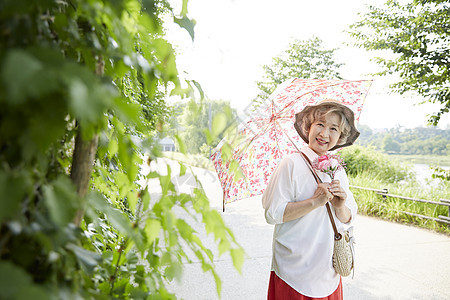 半身像花幸福生活女人老人韩国人图片