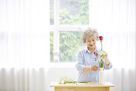 打破盯着看分钟生活女人老人韩国人图片