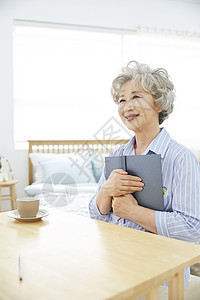负责人选择聚焦打破生活女人老人韩国人图片