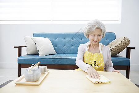 评价白发擦生活女人老人韩国人图片