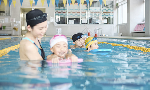 穿泳装女孩子人类泳池女孩子供背景