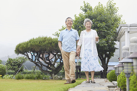 幸福的老年夫妇形象图片