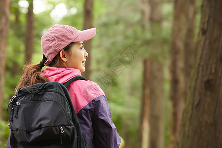 愉快干净人物女户外休闲图片