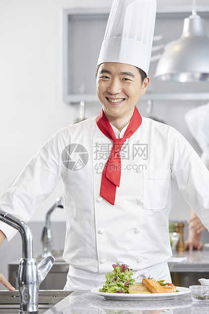 笑秘书近距离厨师伙计韩国人图片