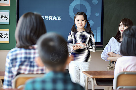 日本人小朋友女提供免费学习的小学生图片