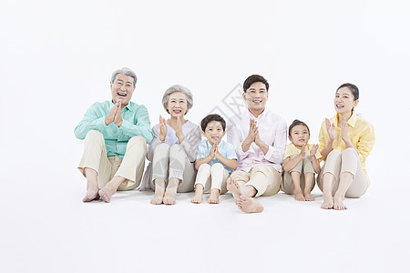 妈妈婆婆新生代负责人评价大家庭背景