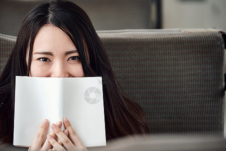 日本人景色高中女生采取火车的高中女孩图片