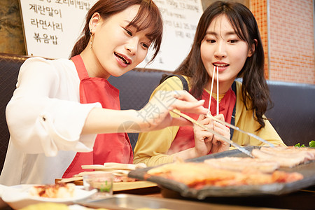 女士们女人伙伴韩国女孩旅行韩国食品图片