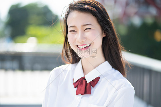 高中女生年轻女长发学校女孩高中肖像图片