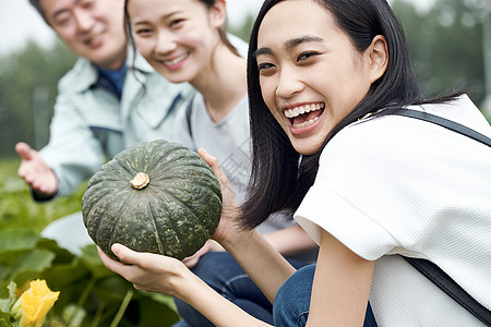 女生农夫收获女子农场之旅图片