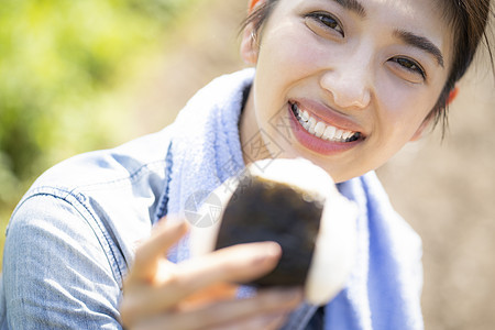 日本人20多岁复制空间女农业休息图片