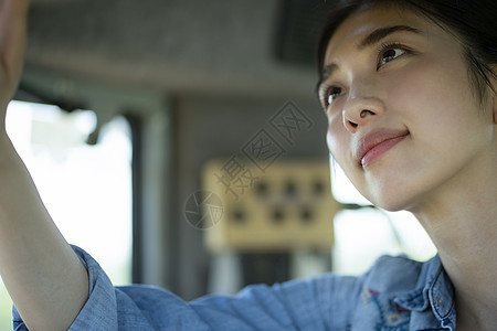 青春商业孤独的女农业图片