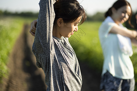 大农场运行人类女式运动服图片