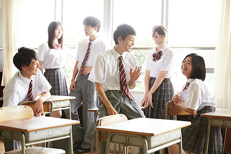 高中生的学校生活时间图片素材