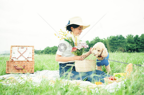 享受自我伙伴生活野餐女士宠物图片