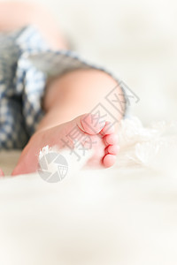 婴儿的脚特写图片