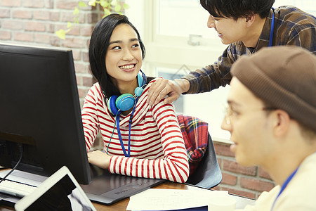 广告天人物商业创意男人和女人图片