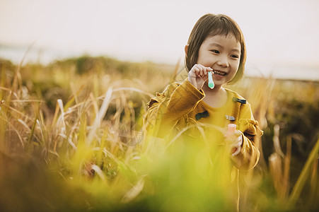 青草干净幼儿孩子们玩川原图片