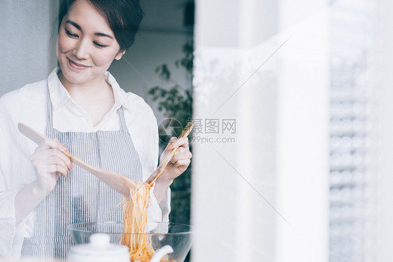 清爽高兴食品女生活美食图片