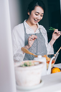 户内时髦食品女生活美食图片