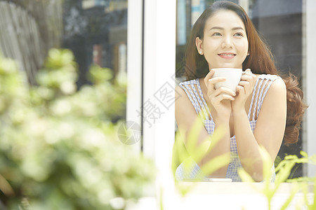 泛亚洲吞咽茶女生活方式图片